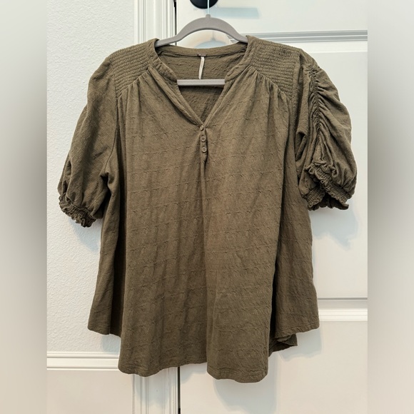 Free People Top Ruched Sleeves - Picture 4 of 11